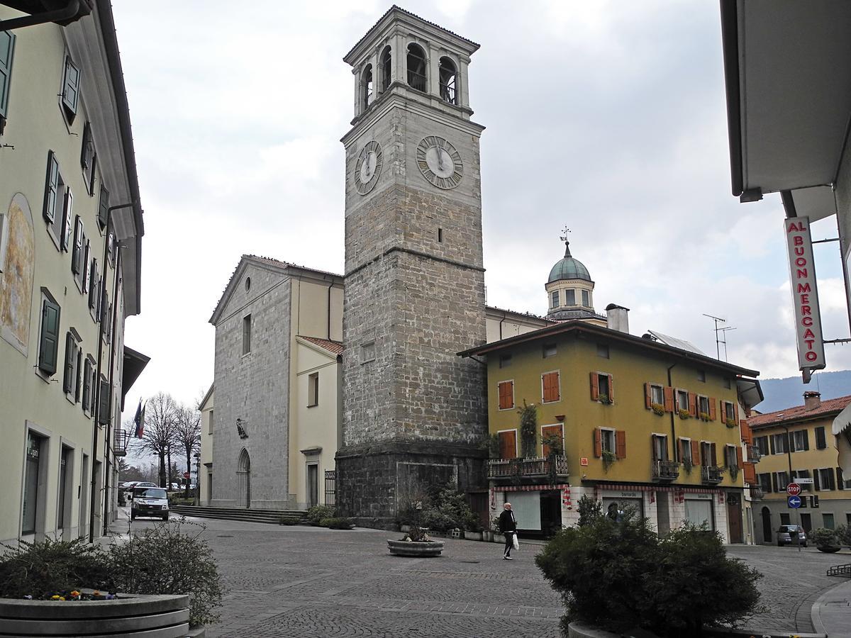 Albergo Al Tarcentino Tarcento Exterior photo