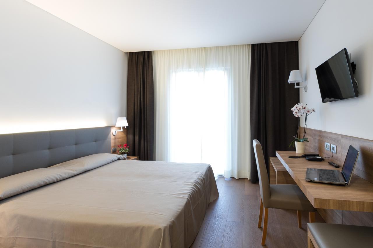 Albergo Al Tarcentino Tarcento Exterior photo