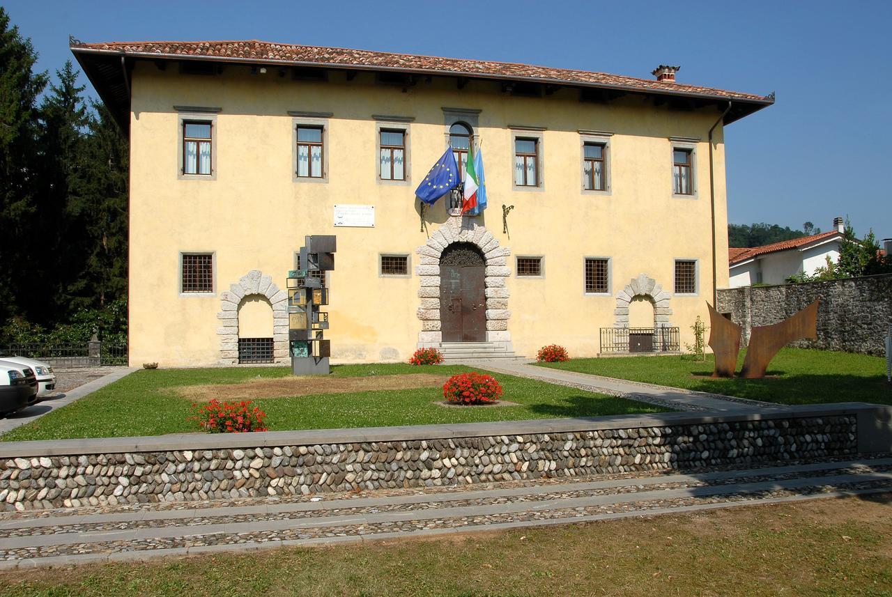 Albergo Al Tarcentino Tarcento Exterior photo